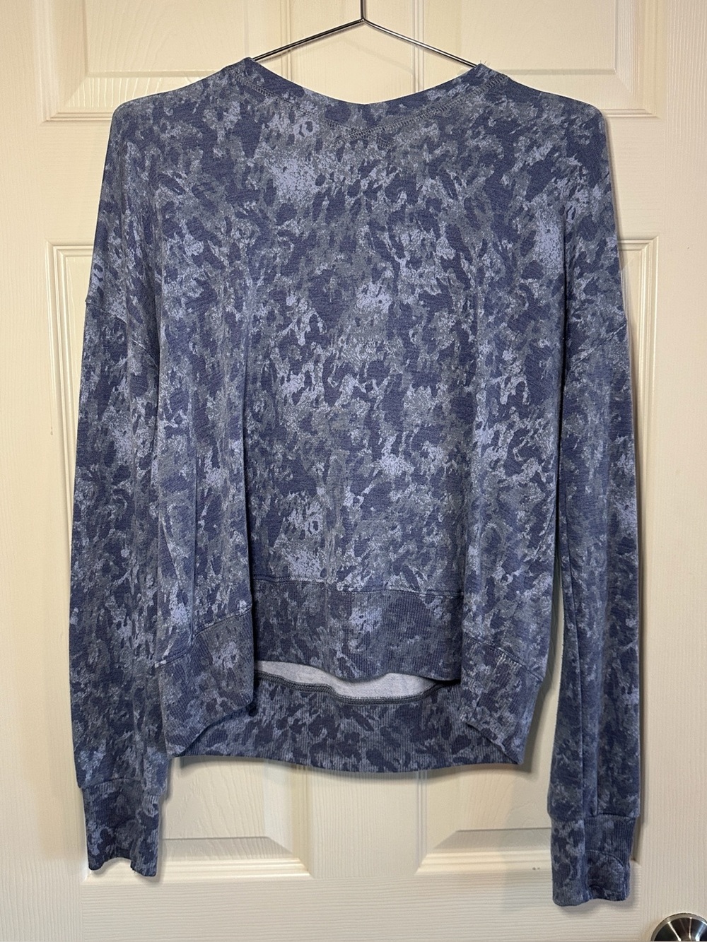 Freely Women’s Heathered Slate Blue Pullover Hoodie with Thumbhole Cuffs